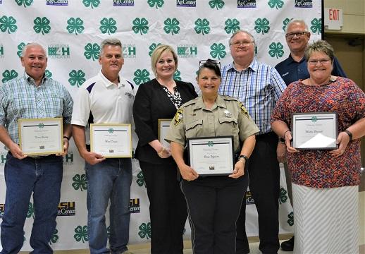 Sheriff and D.A.R.E. Officers recognized at 4-H Awards Banquet NEWSLETTER READY.jpg